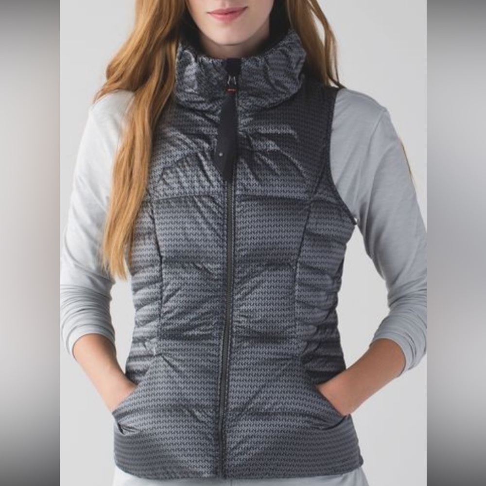 EUC * RARE* Lululemon Fluffin' Awesome Vest (US 8)